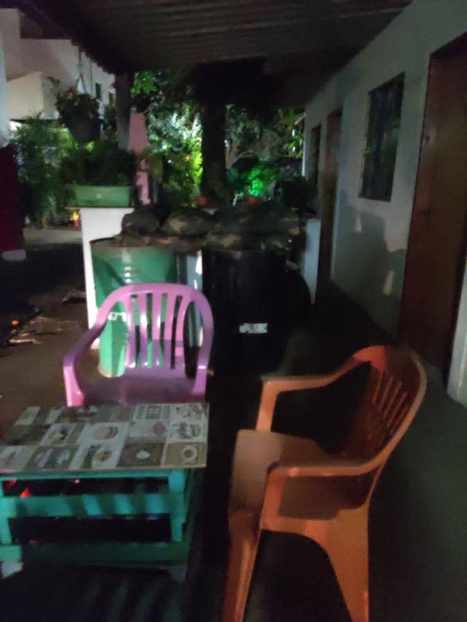 Pedro Juan Caballero Urban Hostel מראה חיצוני תמונה